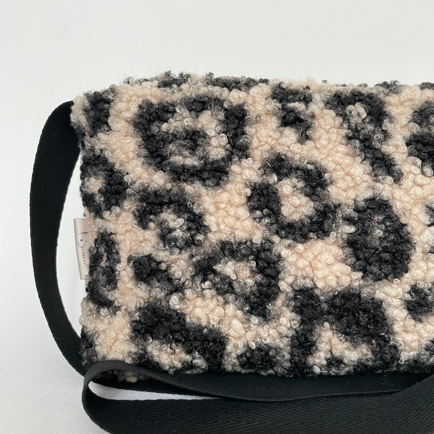 Clutch panter zwart teddy