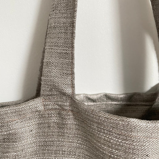 Model M Linnenlook goud